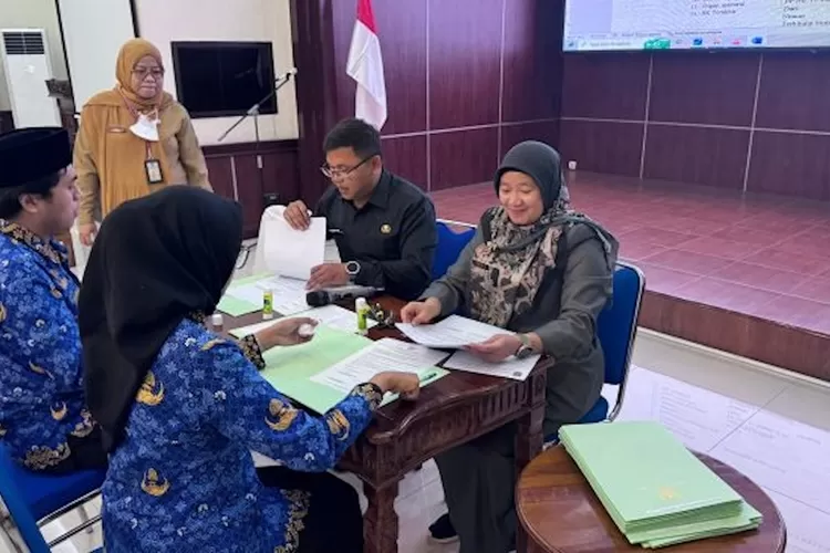 ILUSTRASI : Pelantikan PPPK Paruh Waktu.  (ISTIMEWA)