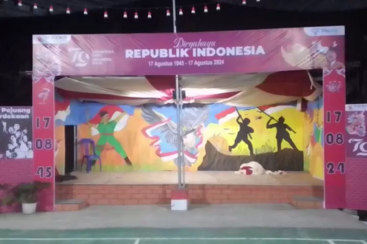 Pos keamanan lingkungan RT5/6 Kelurahan Mampang, Kecamatan Pancoranmas, Kota Depok, kamis (20/11). (RISKY DWI LESTARI/RADAR DEPOK)