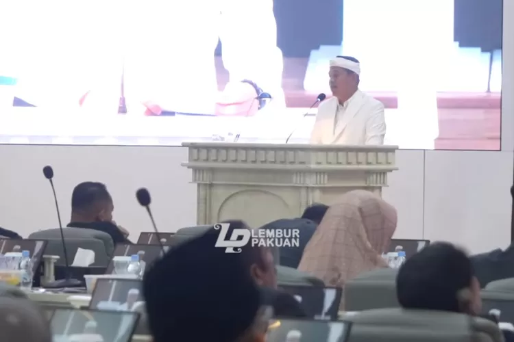 Gubernur Jawa Barat, Dedi Mulyadi pada Rapat Paripurna DPRD Provinsi Jawa Barat (Tangkapan layar Youtube LEMBUR PAKUAN CHANNEL)