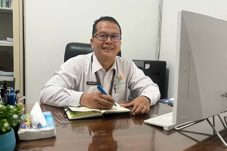 Kepala BPS Kota Depok, Agus Marzuki Prihantoro.  (RISKY DWI LESTARI/RADAR DEPOK)