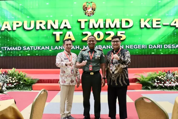 Wabup Jaro Ade dan Ketua DPRD Kabupaten Bogor Sastra Winara menghadiri Rapat Paripurna TMMD ke-46 tahun 2025.  (DOKUMEN KABAR BOGOR)