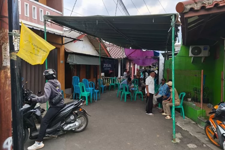 Kediaman Siti Saadah Wahyuningsih (24), warga Pancoranmas, yang menjadi korban meninggal dalam peristiwa kebakaran Gedung terra Drone.  (Risky Dwi Lestari/Radar Depok)