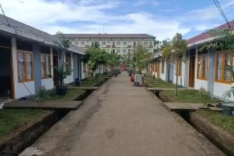 Pemerintahkan percepat siapkan huntara untuk para korban terdampak di Padang (bnpb.go.id)