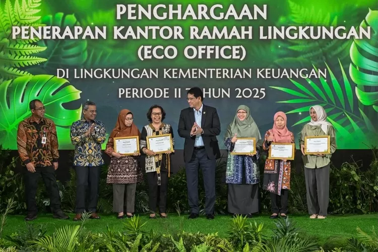 Menkeu Purbaya Yudhi Sadewa saat menghadiri peringatan Hari Ibu ke-97 di Aula Mezzanine Kementerian Keuangan (Instagram/@menkeuri)