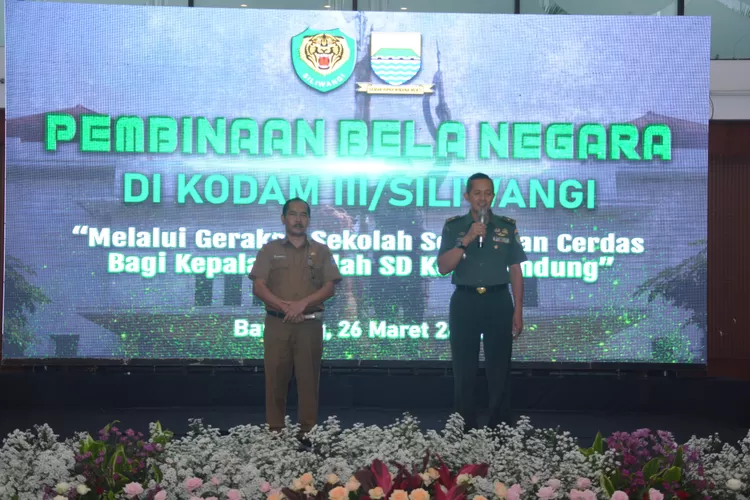 Kasdam III/Siliwangi Brigjen TNI Aminudin, S.I.P., mewakili Pangdam III/Slw Mayjen TNI Mohammad Fadjar, MPICT., membuka acara Pembinaan Bela Negara Bagi Kepala Sekolah Dasar Se-Kota Bandung (Pendam III/Siliwangi)