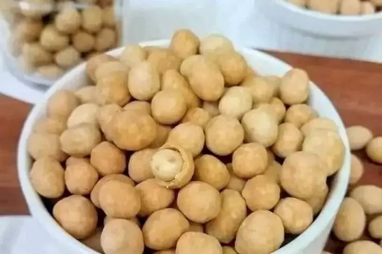 Kacang Telur Mulus, Sajian Renyah dan Gurih Keluarga di Moment Lebaran (Deasy Brucelly)