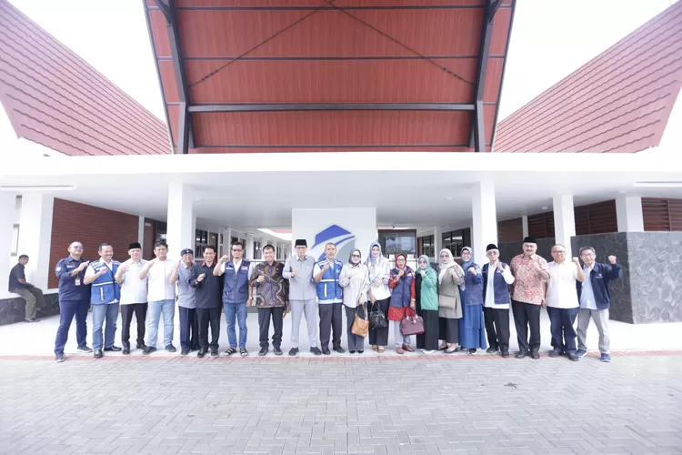 Pimpinan dan Anggota Komisi III DPRD Jabar (Humas DPRD Jabar)