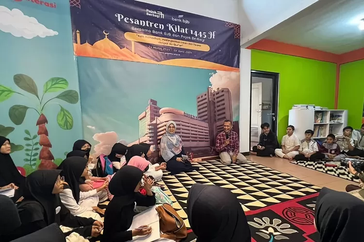Lewat Tebar Kebaikan Ramadan 1445 H, bank bjb Salurkan Program CSR Dengan Kegiatan Sosial Keagamaan