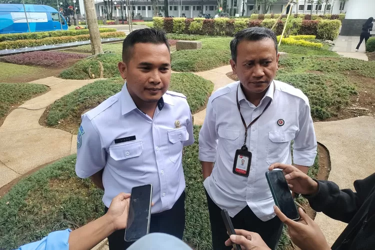 Jawa Barat khususnya Kota Bandung merupakan wilayah yang memiliki potensi bencana cukup tinggi. Kondisi dipengaruhi oleh kondisi geologi yang rawan akan bencana.  (Diskominfo Kota Bandung)