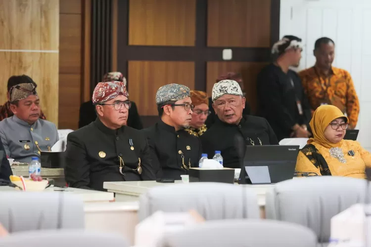 Pj Wali Kota Bandung hadiri rapat paripurna DPRD Provinsi Jawa Barat (Ist)