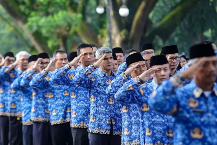 Wali Kota Bandung Muhammad Farhan melarang ASN gunakan mobil dinas saat mudik lebaran