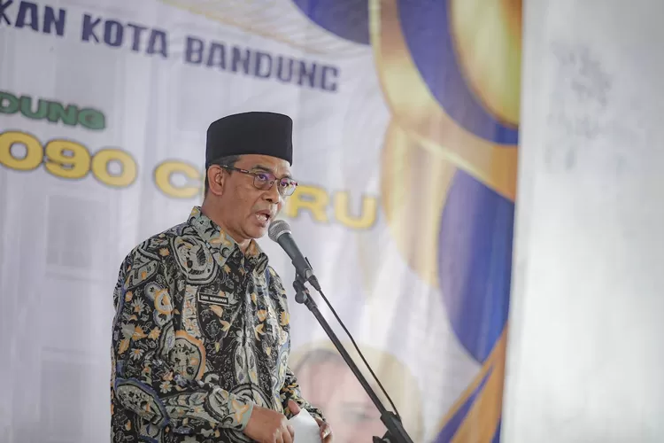 Pelaksana Tugas Kepala Disdik Kota Bandung, Dani Nurahman