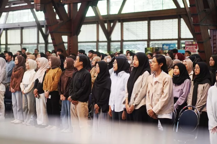 Bandung sebagai salah satu kota pendidikan dan wisata