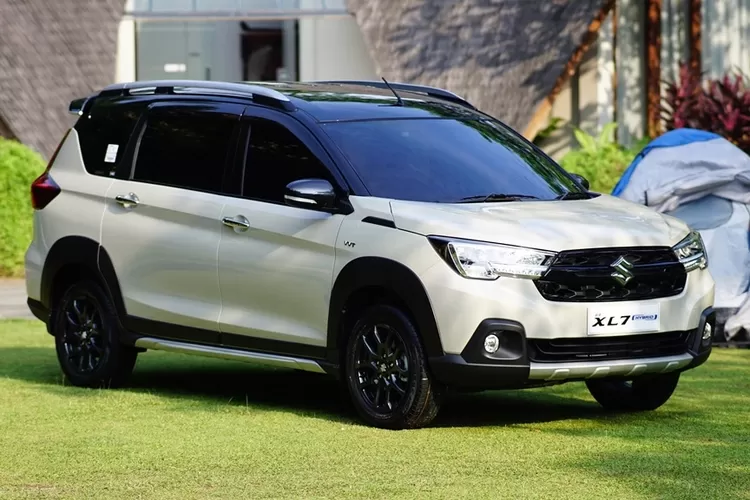 Penampakan Suzuki XL7 Hybrid (Suzuki)