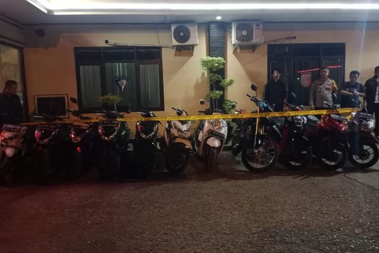 (Ilustrasi) Setelah Viral Kasus yang Tewaskan Bos Rental Mobil, Kini Polisi Menyita 33 Motor dan 6 Mobil Bodong di Sukolilo, Pati (Ilustrasi) (Ilustrasi)