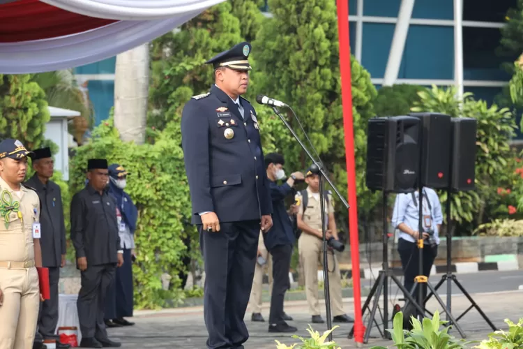 Jadi Figur Terkuat Di Pilkada Kota Bekasi 2024, Ini Dia Profil Tri ...