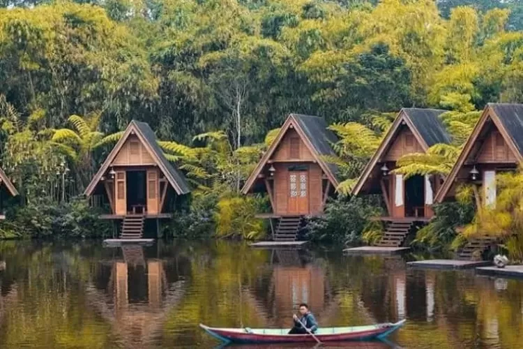Ilustrasi destinasi wisata di Bandung yang tawarkan konsep bambu. (jawapos)