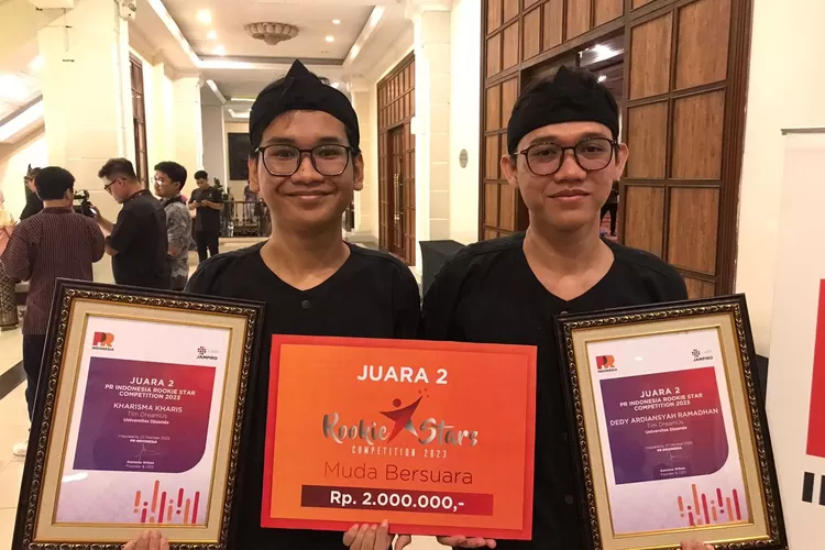 Mahasiswa Fisipkom Unida Raih Juara 2 Lomba Public Relations Rookie ...