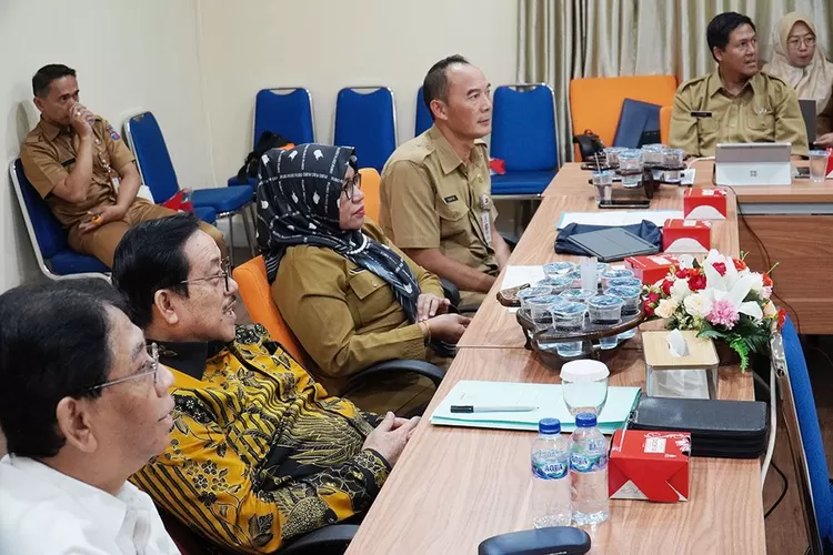 Sekda Kota Bogor, Syarifah Sofiah bersama jajaran BKPSDM mendatangi kantor KASN. 