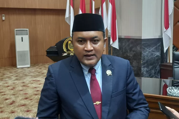 Ketua DPRD Kabupaten Bogor Rudy Susmanto meminta agar Pemkab mengutamakan kenyamanan pedagang dan penjual dalam membangun TPS. (Foto: Imam)