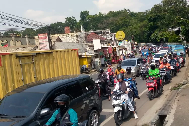 Terapkan Rekayasa Lalu Lintas 2:1, Jalan Raya Dramaga IPB Masih Tetap ...