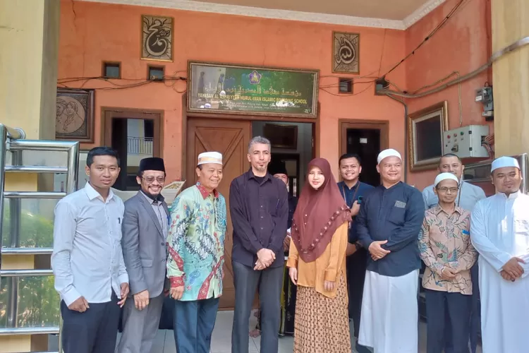 Wakil Ketua MPR RI Hidayat Nur Wahid dalam seminar politik identitas di Bogor. (BEM)