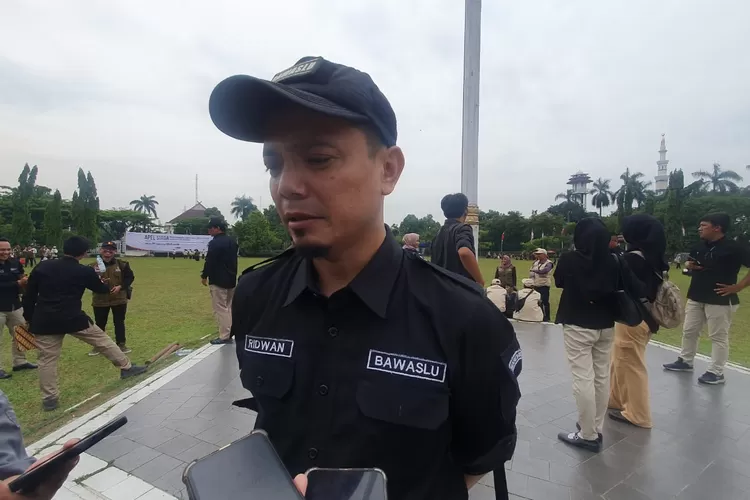 Ketua Bawaslu Kabupaten Bogor Ridwan Arifin pihaknya telah menetapkan aturan untuk pemasangan APS. (Foto: Devina)