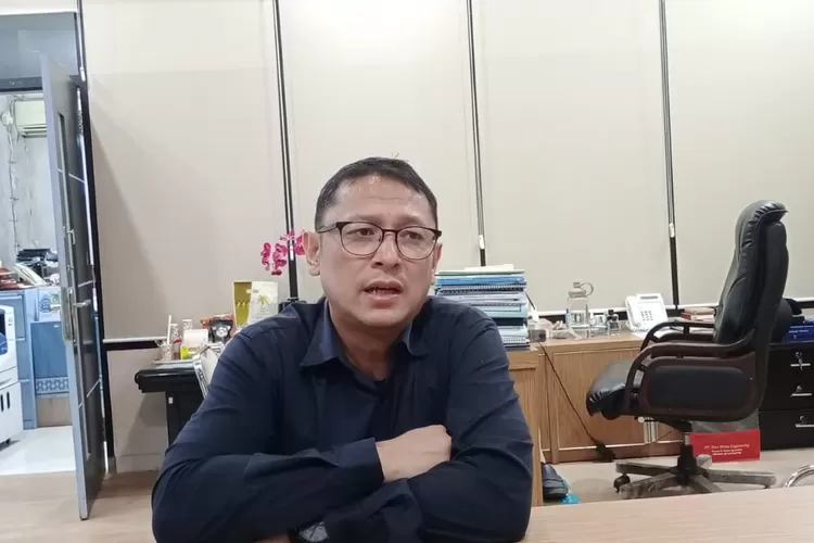 Direktur Teknik Perumda Tirta Pakuan Ardani Yusuf bicara terkait gratis pemasangan baru buat pelanggan di Kota Bogor. (Dok Metropolitan)