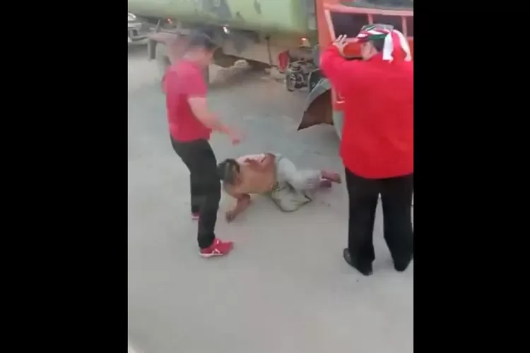 Bupati Kubar, F.X. Yapan, menyatakan bahwa pemukulan yang dilakukan ajudan bupati Kutai Barat tersebut benar terjadi. (X/Partai Socmed)