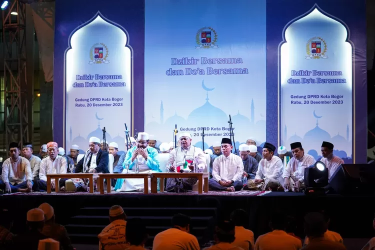DPRD Kota Bogor menggelar sholawat dan dzikir bersama jelang akhir tahun 2023. (DPRD Kota Bogor)