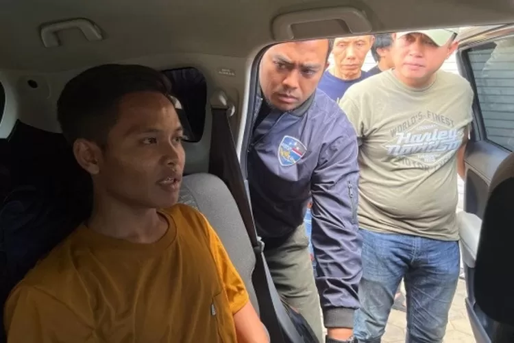 elaku ancaman tembak kepala Anies Baswedan ditangkap di Jember, Jawa Timur. (dok polisi)