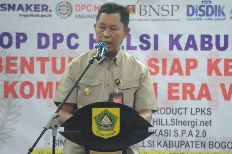 Pj Bupati Bogor Asmawa Tosepu mengaku akan mengerahkan tenaga kesehatan untuk menjamin kesehatan anggota KPPS saat pelaksanaan Pemilu. (Foto: Dok Diskominfo)