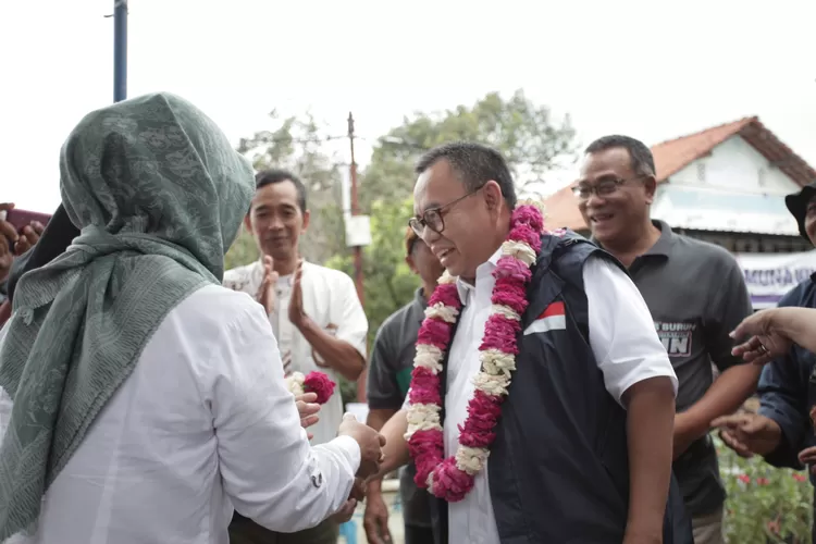 Co-Captain Executive Timnas AMIN Sudirman Said menerima ikrar dukungan bulat rakyat Kabupaten Boyolali (Timnas AMIN)