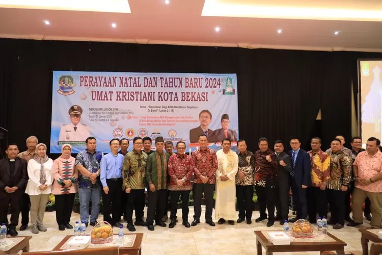 Pj Wali Kota Bekasi Gani Muhamad hadiri perayaan Hari Natal 2023 dan Tahun Baru 2024 . (Pemkot Bekasi)
