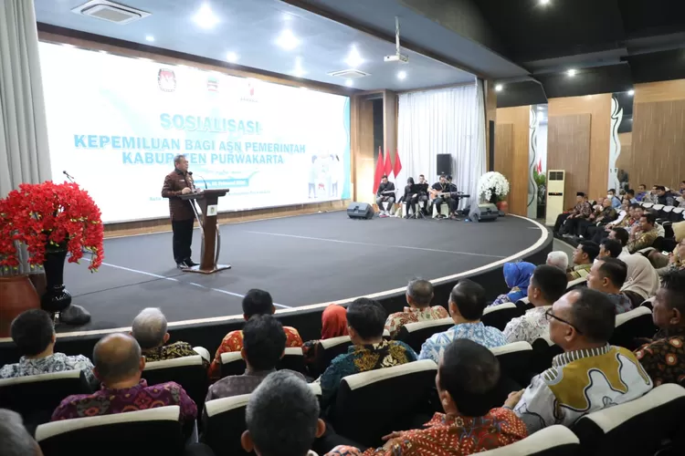 Pj Bupati Purwakarta Benni Irwan ajak ASN sukseskan Pemilu 2024 dengan datang ke TPS dan gunakan hak suara. (Diskominfo Purwakarta)