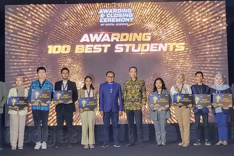 Bank Mandiri yang terus menunjukkan dedikasinya untuk mendukung pertumbuhan talenta digital berdaya saing di Indonesia lewat program My Digital Academy (MDA) batch 2 (Bank Mandiri)