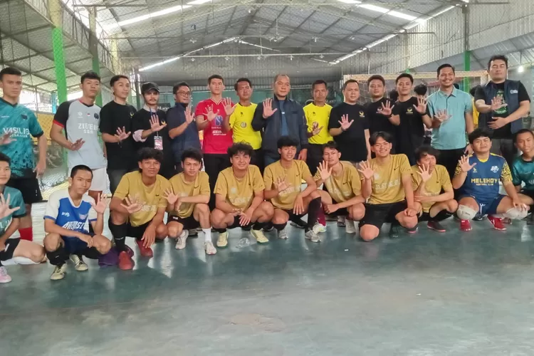 Caleg DPR RI Dapil Kota Bogor Cianjur Ananda Tohpati menggelar turnamen futsal (dok pribadi)