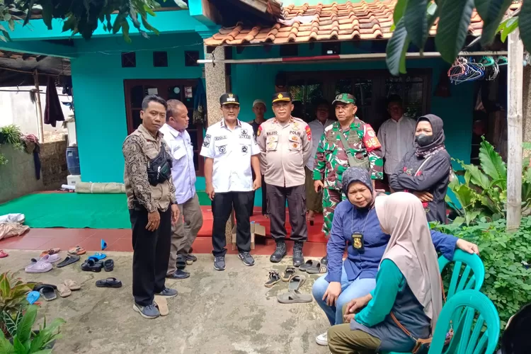 Saksi PDIP di TPS di kawasan Pabuaran, Cibinong, Kabupaten Bogor yang meninggal dunia (dok pribadi)