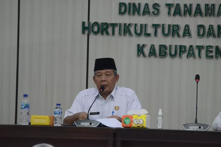 Sekretaris Daerah Kabupaten Bogor Burhanudin meminta agar Dinas Tanaman Pangan, Hortikultura dan Perkebunan capai indikator kerja utama. (Foto: Diskominfo)