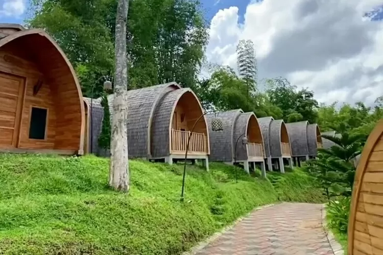 Yuk lihat daftar tempat glamping di Subang yang menarik buat liburan bareng teman dan keluarga (Instagram.com/@shanayaresortmalang)