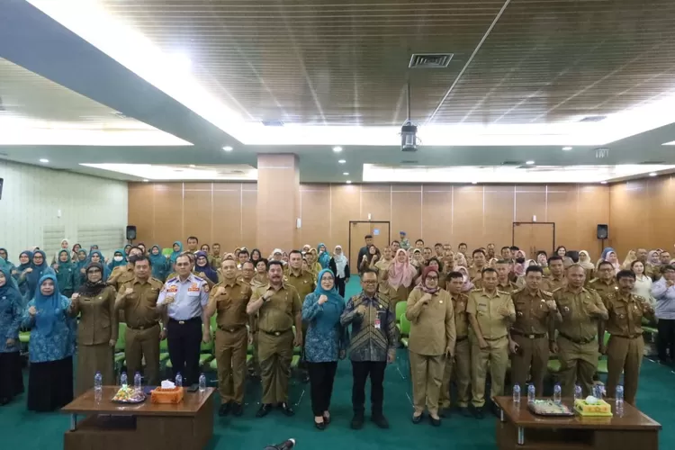 Pj Wali Kota Bekasi Gani Muhamad  membuka rakor PKK (Pemkot Bekasi)