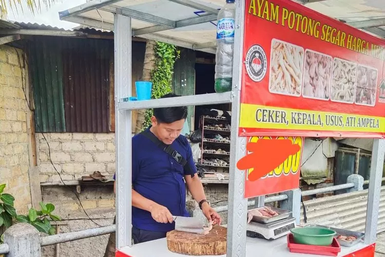 Pedagang ayam potong di Bogor. (Dok Metropolitan)