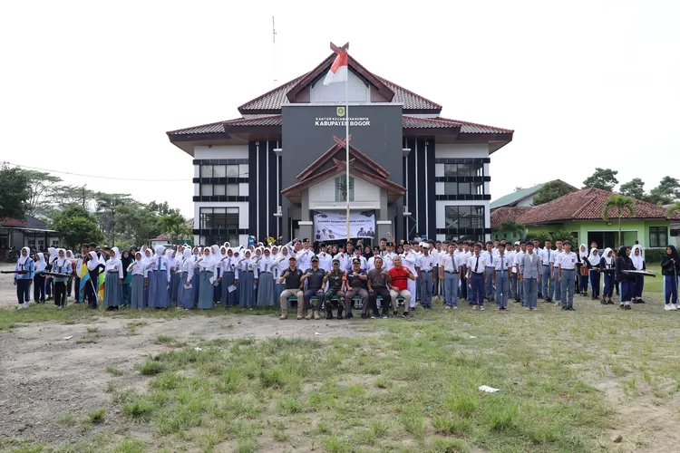 pelajar ikuti seleksi Paskibra di Rumpin Bogor (Mulya/Metropolitan)