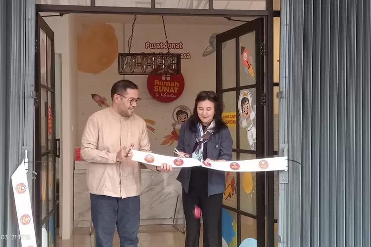 Rumah Sunat dr Mahdian membuka tempat praktek pertama di Kota Bogor. (Ryan/Metropolitan.id)