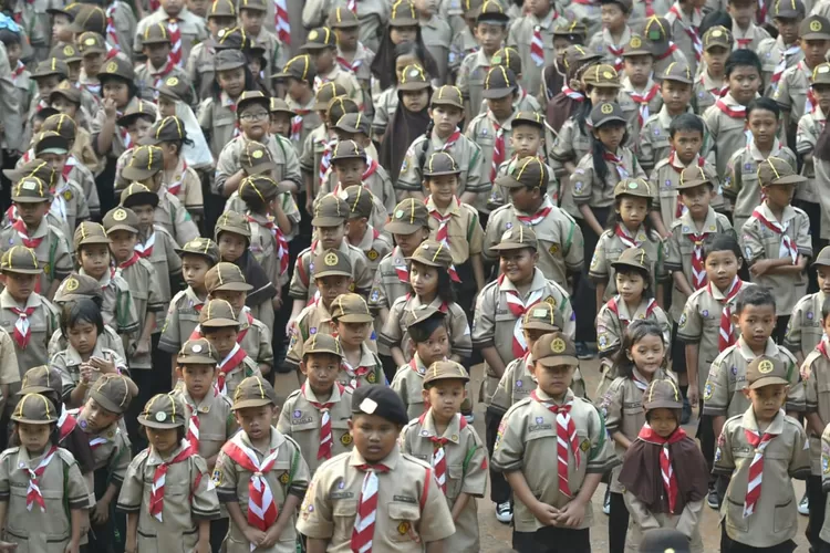 Ilustrasi pramuka. Kemendikbudristek merevisi aturan soal kegiatan ekskul pramuka yang tidak diwajibkan di sekolah. (Kemendikbudristek )