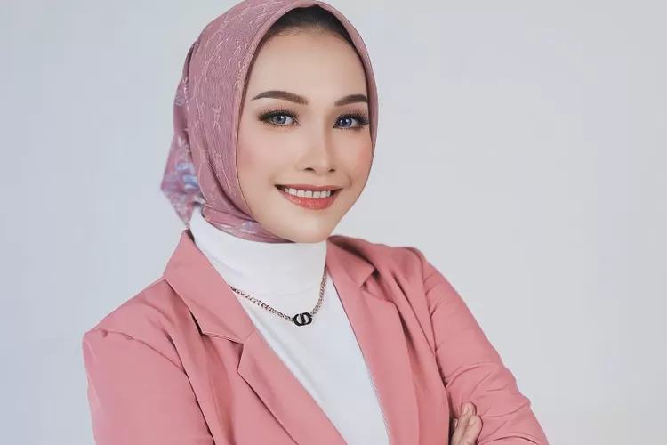 Politisi NasDem Astri Novita Sari digadang-gadang jadi srikandi Calon Bupati Purwakarta pada Pilkada 2024. (instagram)