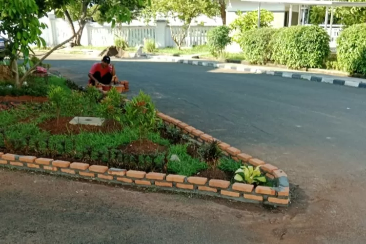 Proyek pembangunan di lingkungan kantor Bupati Karawang. (Samsudin/Metropolitan)