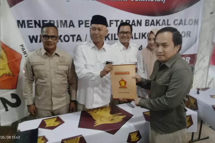 Aji Jaya Bintara alias Kang Jaya resmi daftar jadi bakal Calon Wali Kota Bogor lewat Partai Gerindra (Ryan/Metropolitan)
