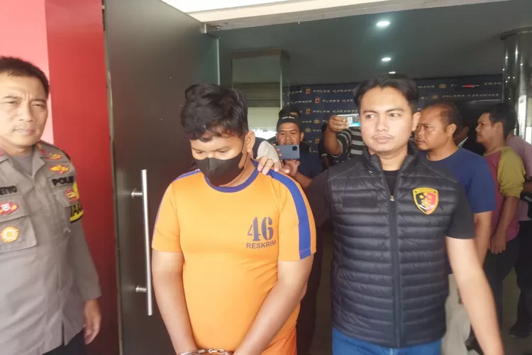 Polres Karawang baru saja menangkap dua orang tersangka yang diduga melakukan pencabulan dengan korban belasan anak, (Samsudin/Metropolitan)