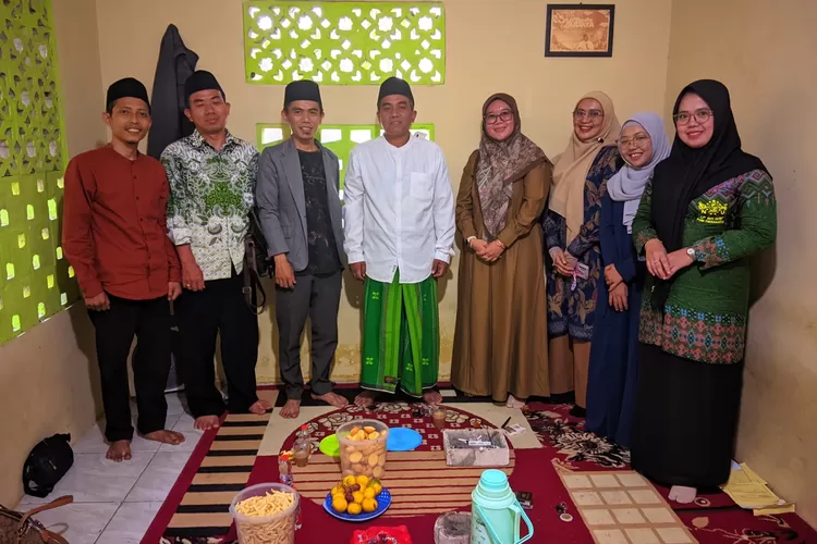 LP Ma'arif NU) Kabupaten Purwakarta melakukan kunjungan silaturahmi kepada Ketua PCNU Purwakarta. (Herman)